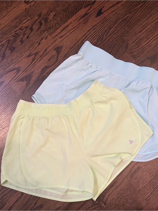tek gear Pants - tek gear Women’s Athletic Shorts - Light lime & Ice Blue EUC XL zip pockets